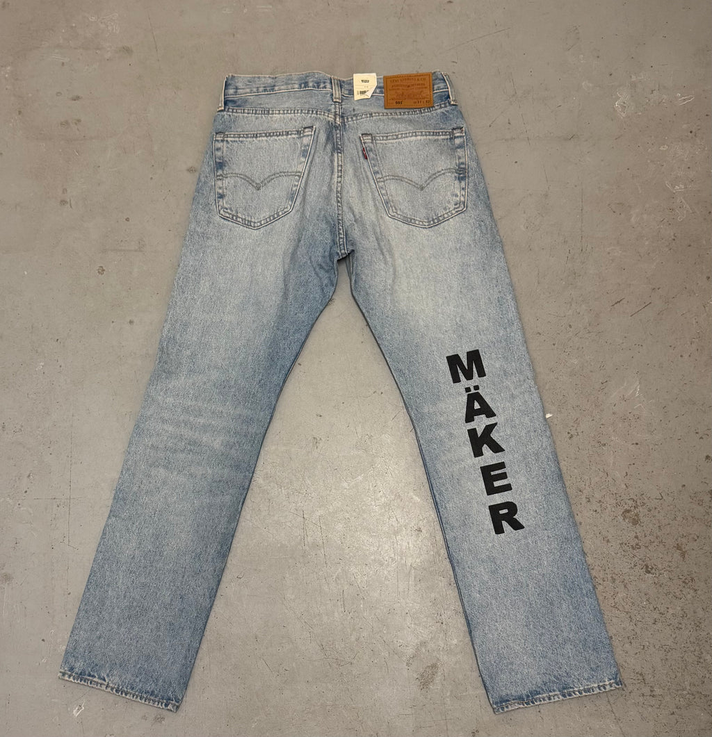 DISTRESSED DENIM